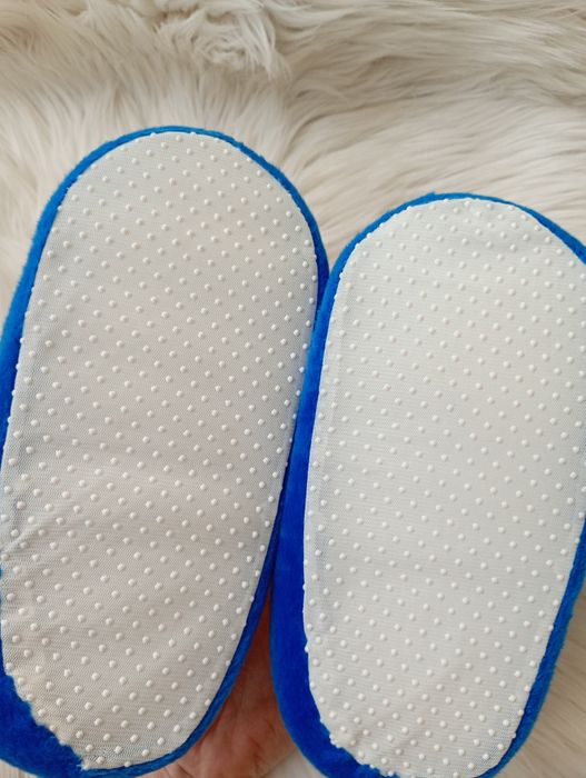 Papcie dziecięce kapcie po domu r. 21