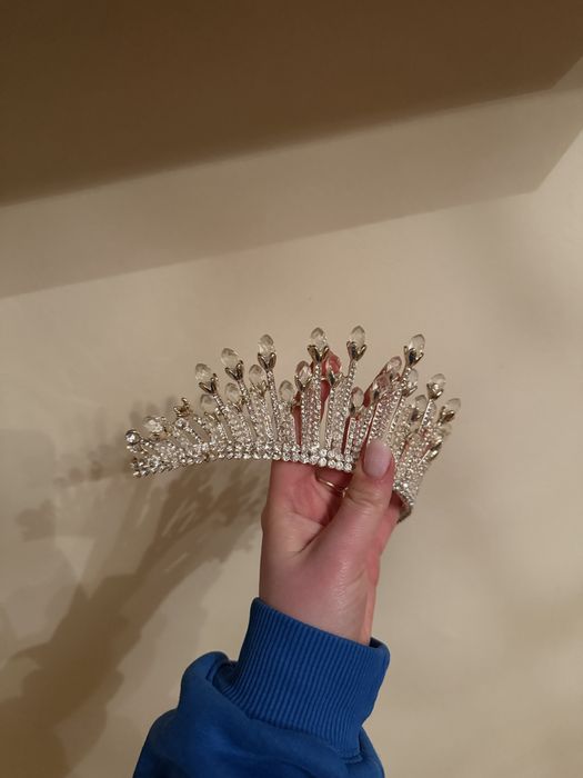 Продам діадему. Натуральне каміння