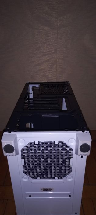 Корпус компьютерный GameMax H603W