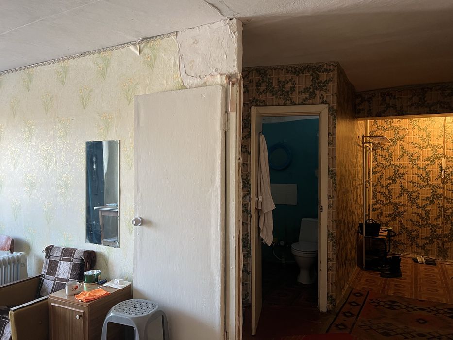 Продаж 2 кімн. Металургів 23, напроти Фокстроту.