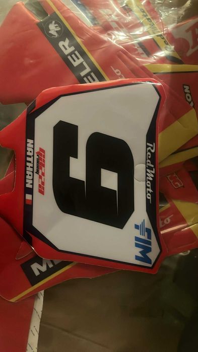 Kit de autocolantes + capa de banco