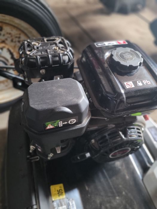 Wertykulator areator spalinowy