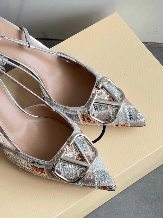 Damskie buty Valentino z cekinami