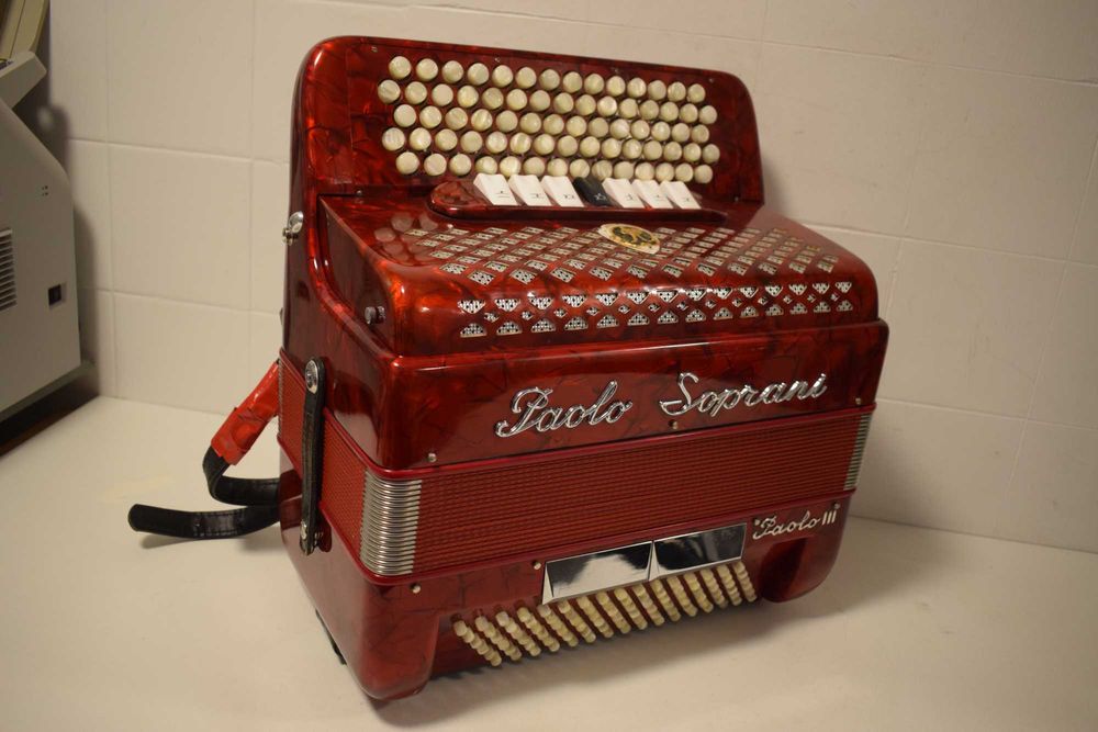 Acordeao Paolo Soprani Especial 3 voz. N 344