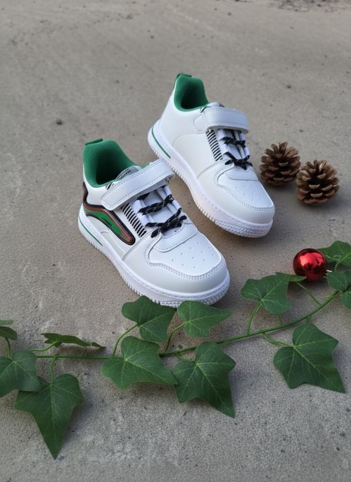 Кросівки на хлопчика. Кроссовки на мальчика