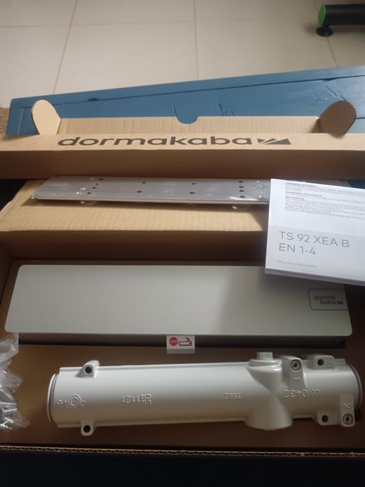 Mola dormakaba nova