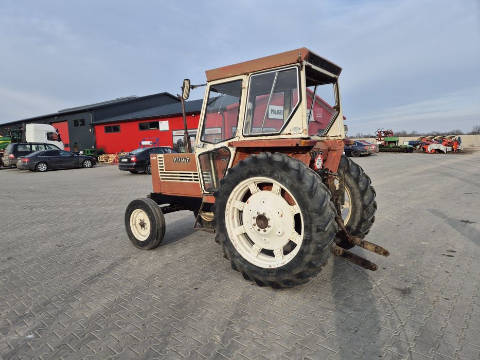 Ciągnik rolniczy FIAT 680/8  , jak New Holland , Case