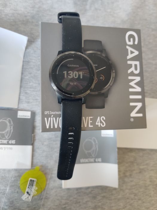 Garmin Vivoactive 4S 40 mm Black годинник