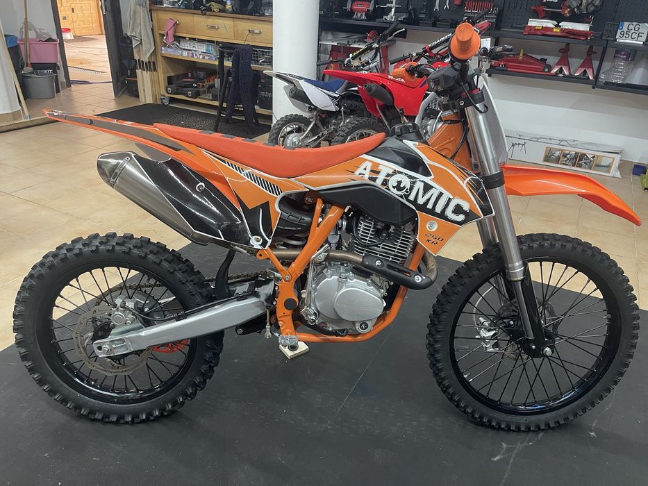 Atomic XR 250 cc