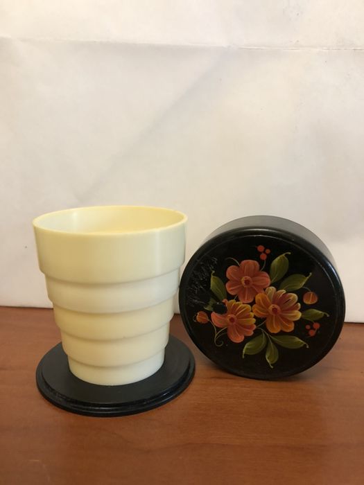 Стакан складной дорожный  с Петриковской росписью.