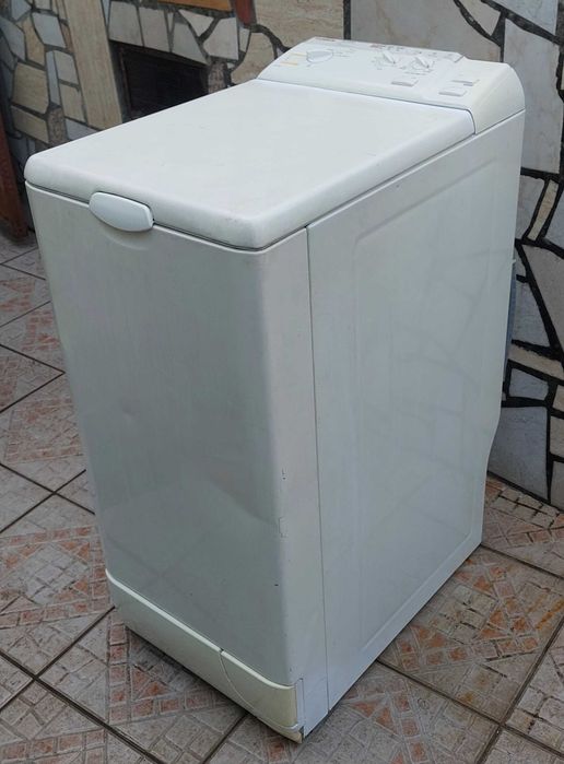 Máquina Lavar Roupa THOMSON (velhinha mas a trabalhar)