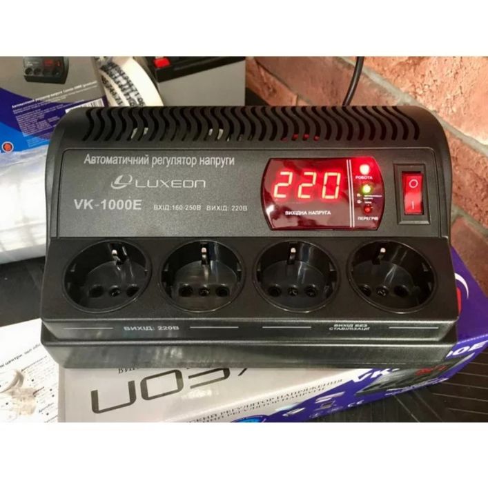 Стабілізатор Luxeon 1000 VA для котла