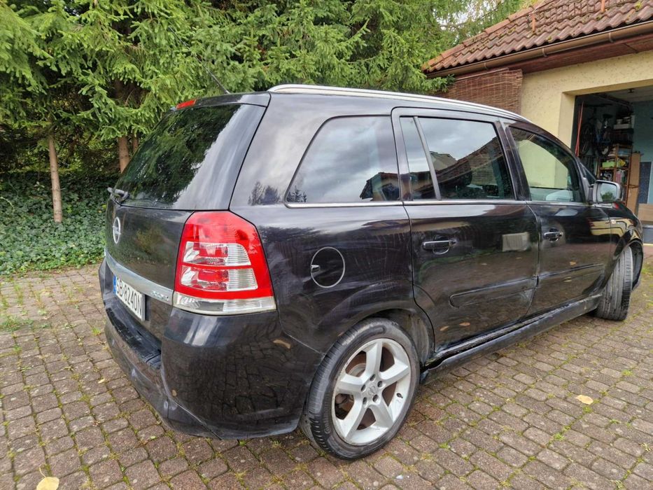 OPEL ZAFIRA / 7 osobowe / diesel /  dostępny od zaraz