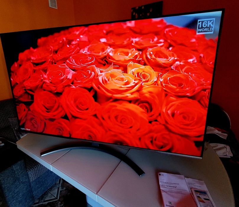 Телевізор Lg 65 Smart tv 4k,як новий,пульт Magik