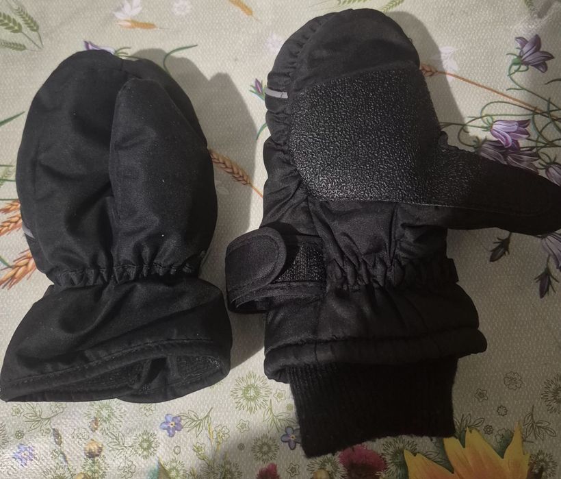 Дитячі зимові рукавиці