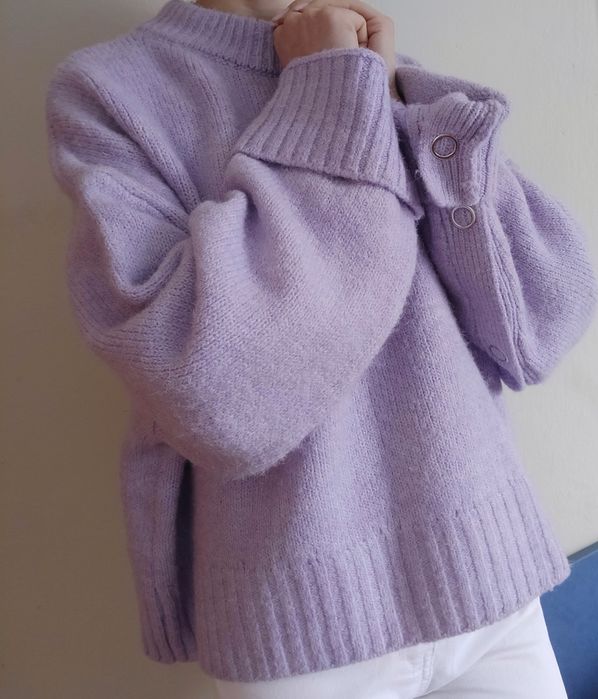 Светр RESERVED, ніжного лавандового кольору, м’який і теплий!