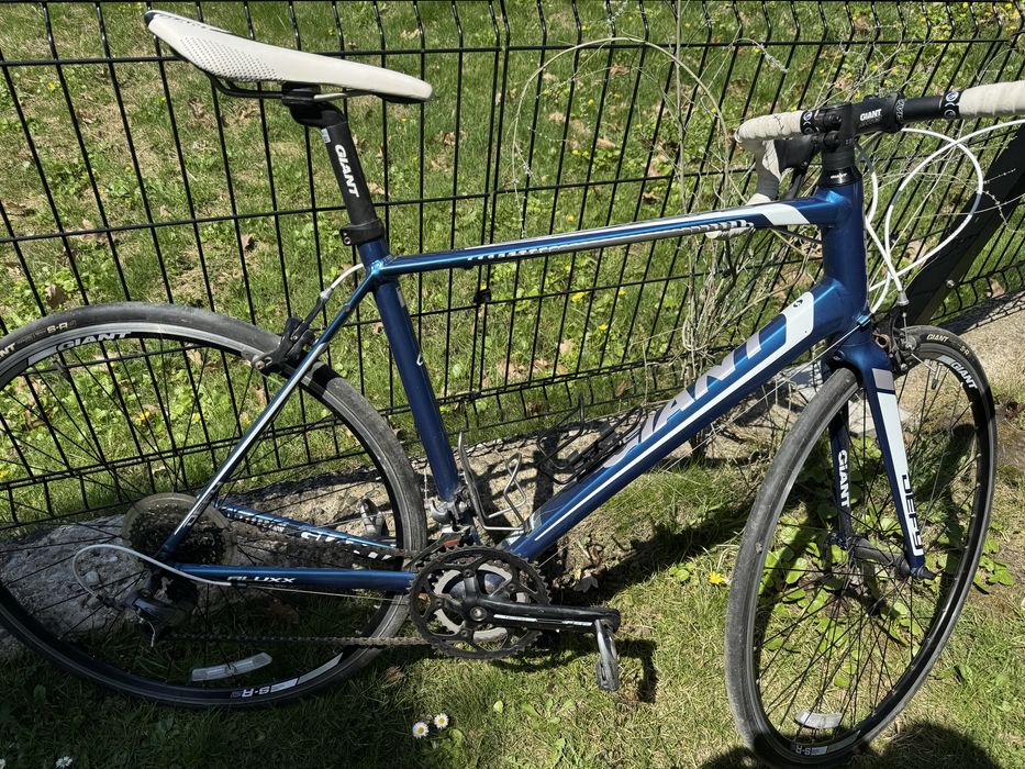 Giant Defy 4 M/L