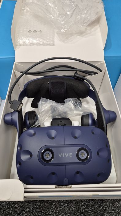 Комплект HTC VIVE Pro