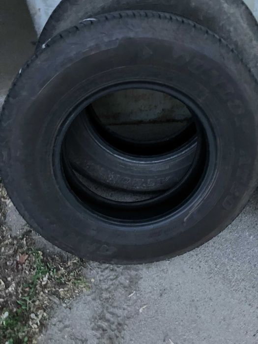 Продам комплект резини Dunlop Grandtrek AT20 195/80 r15