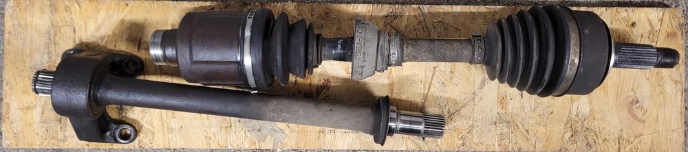 Honda Accord VII k20 K24 półoś prawa z podpora