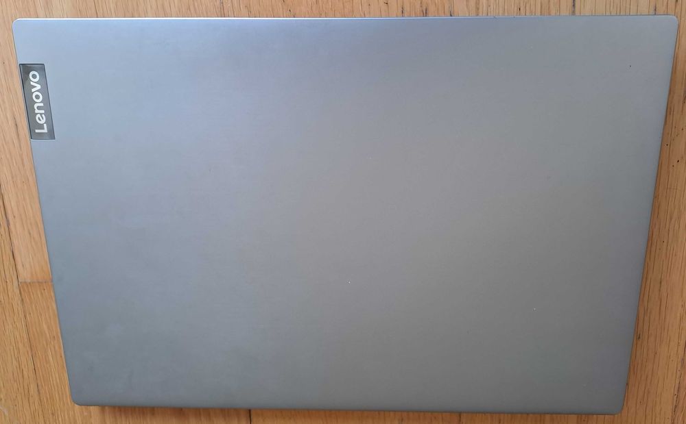 Lenovo S145 15API GerWindows11 - 15,6'' FHD Proces.Athlon 300U Ram4GB Disco M.2 128GB Novo