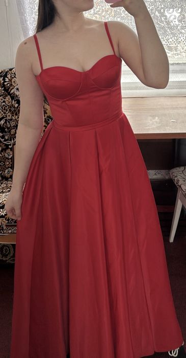 Випускна сукня продаю