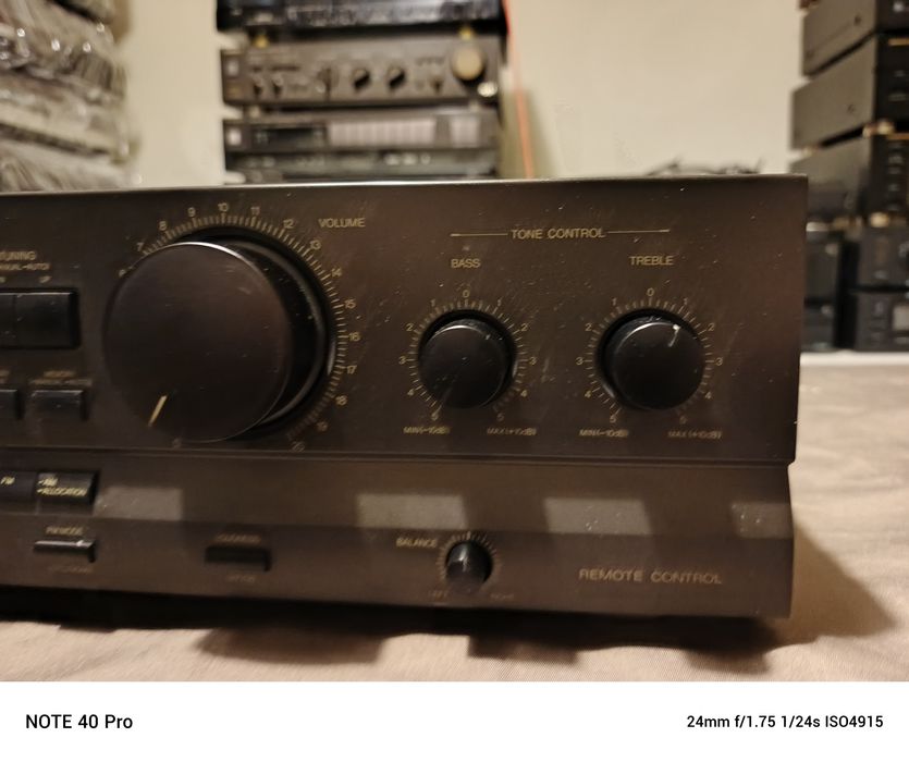 Technics amplituner.