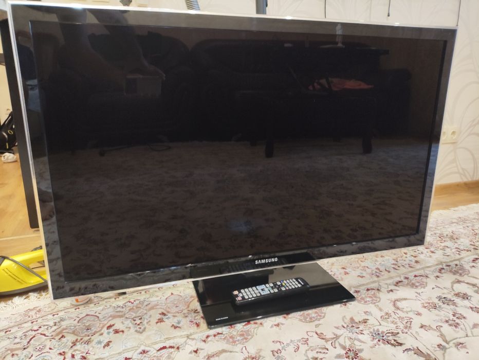 Телевізор Samsung 46''
