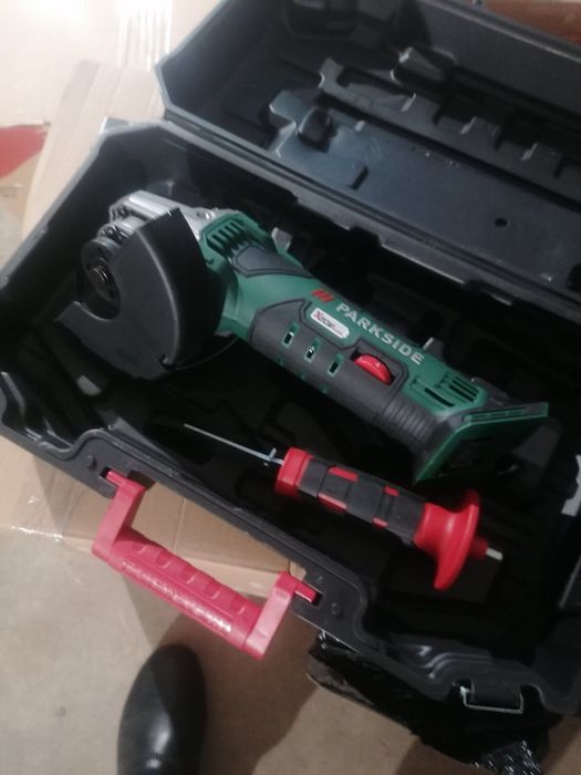 Товар с германии паркетка дисковая пила PARKSIDE PHKS 1350 E4