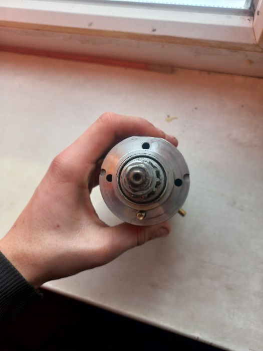 Стартер для машины