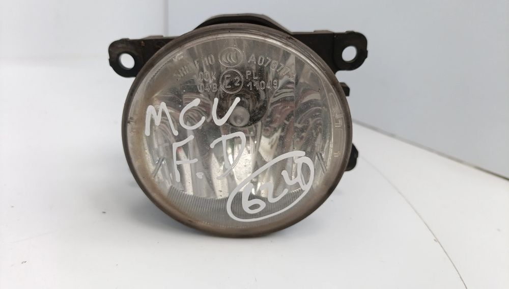 Farol nevoeiro frente direito DACIA Logan MCV II (7S_)