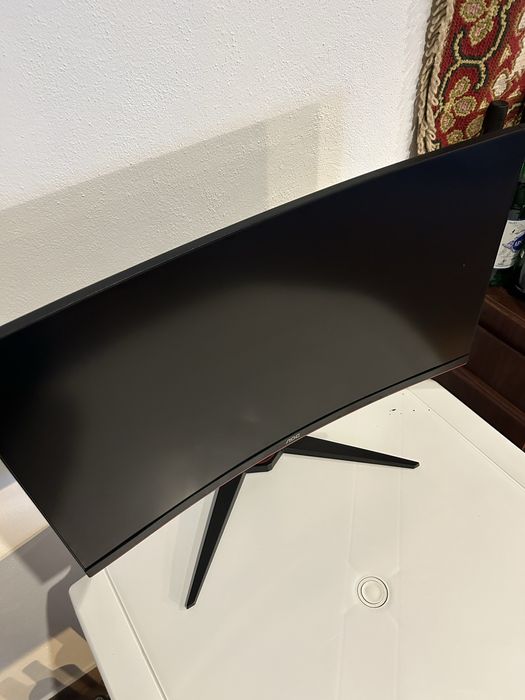 AOC Gaming C27G1 27" LED FullHD 144Hz FreeSync Curvo