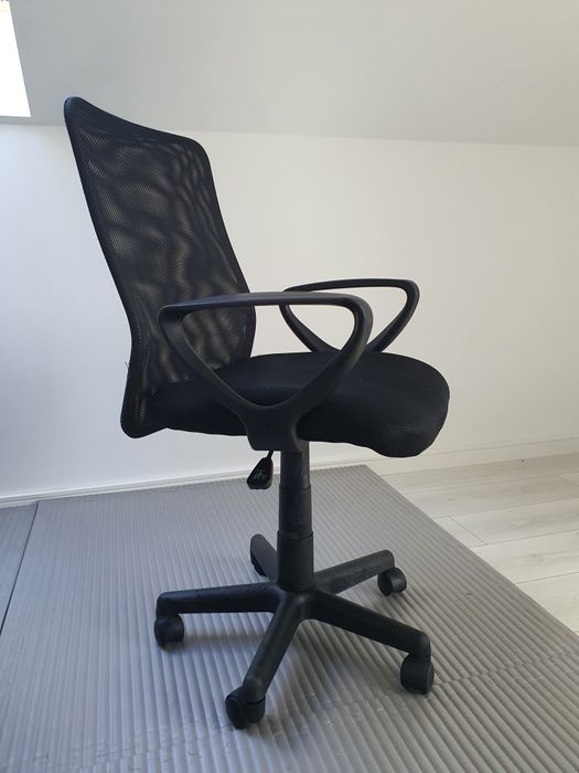 Fotel obrotowy / biurowy, dla osoby dorosłej