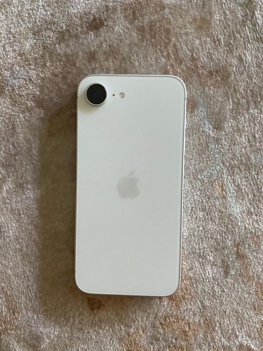 Iphone 16 e em bom estado