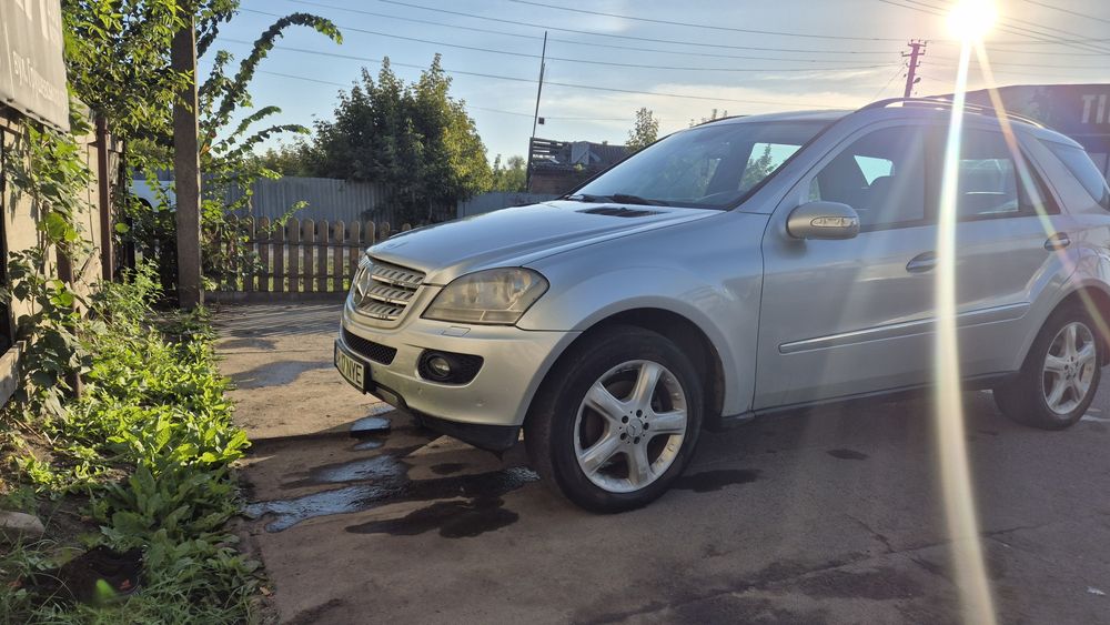 Продам авто Mersedes Benz ML320
