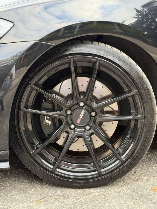 Продам Volkswagen Golf R