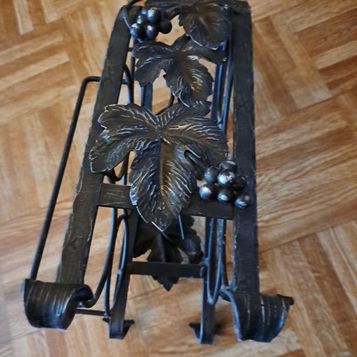 Stojak na butelki vintage