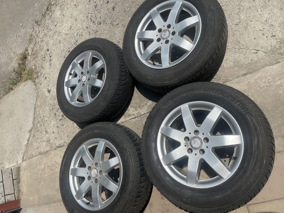 Резина с дисками Bridgestone 235/65/17