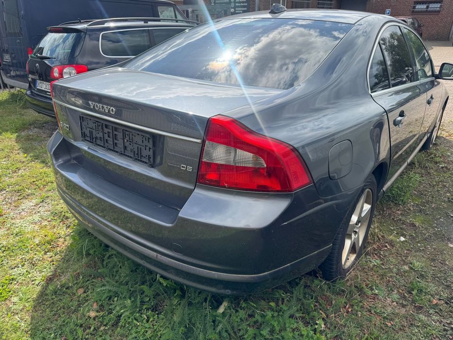 Volvo S80