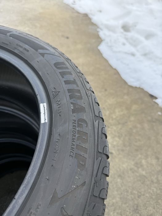 225/55/17 Good Year Ultra Grip