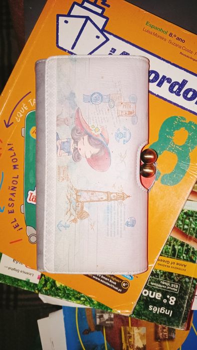 Carteira da bonequinha