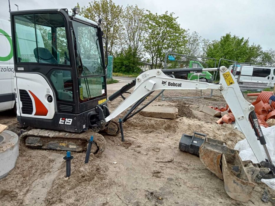 Usługi minikoparką do 6 ton - Bobcat - szybko i solidnie - wynajem
