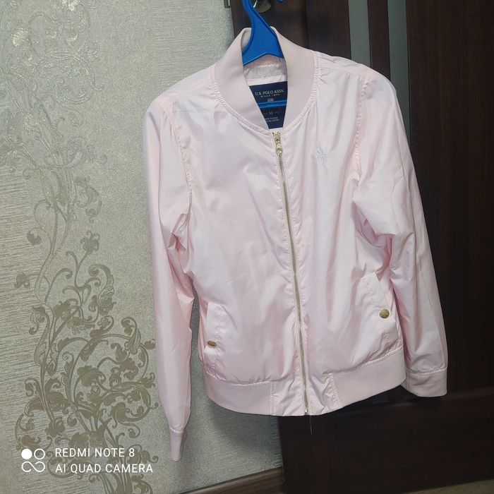 Жіночий верхній одяг