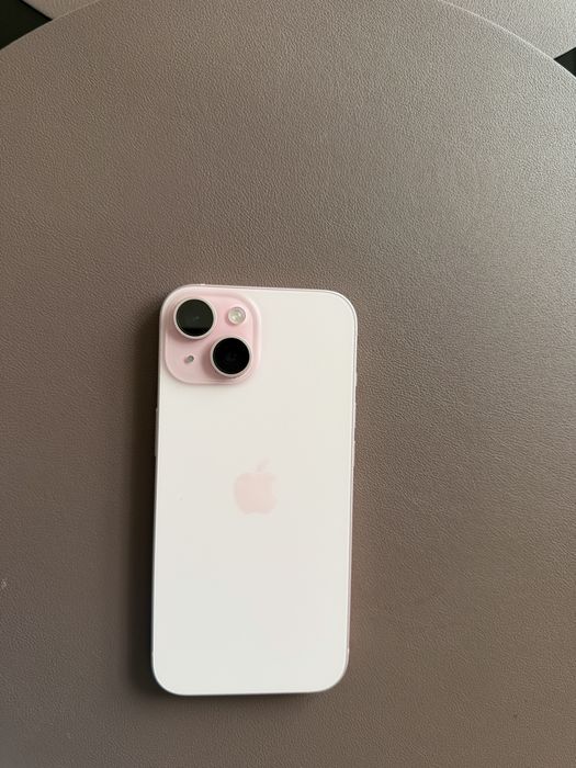 Iphone 15 PINK 128 GB na gwarancji