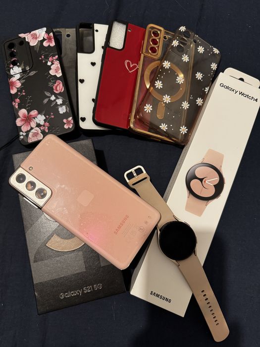 Samsung Galaxy S21 5G + Samsung Galaxy Watch 4 smartwatch