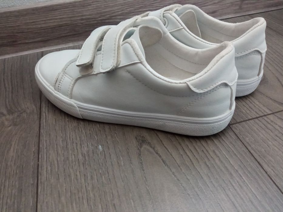 Кеди 35р шкіряні