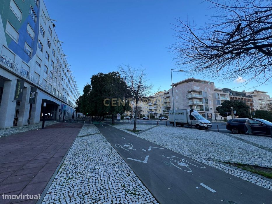 Apartamento T3 com Vista Panorâmica em Parque das Nações, Lisboa