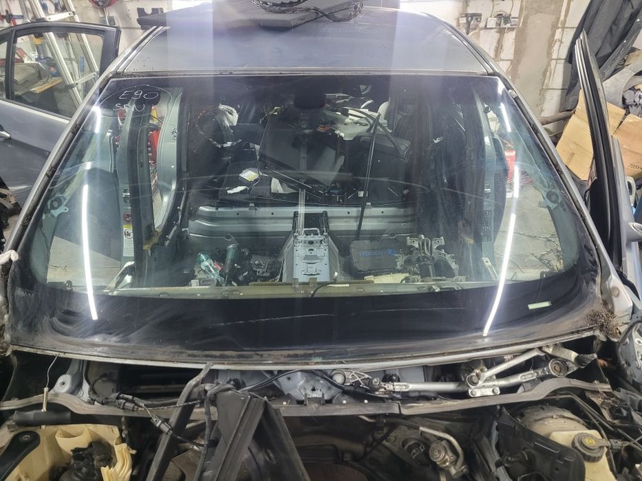 Bmw e90 e91 szyba czolowa