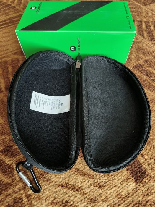 Rockbros Pokrowiec Etui na Okulary Sportowe Karabińczyk dł.18cm sz.9cm