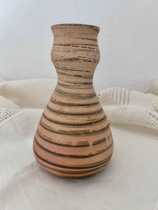Jarra de autor em cerâmica